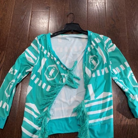 Green and White Cardigan - Picture 1 of 1